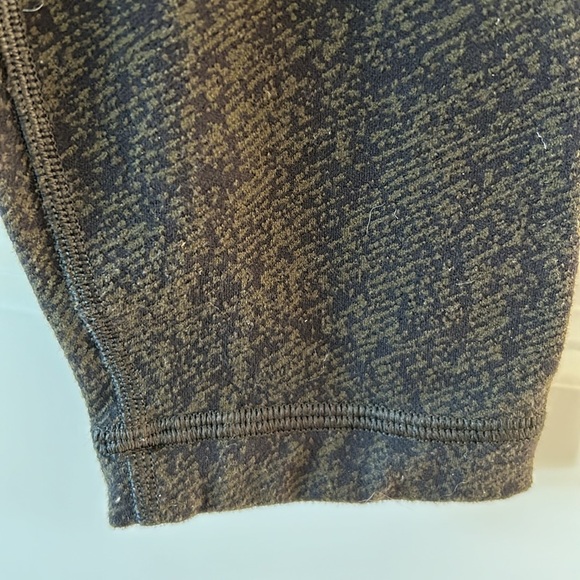 Lululemon Wunder Under Hi-Rise 7/8 Tight in Olive & Black Irregular Denim Twill - Picture 15 of 16